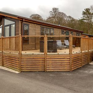 Lakeside 4 Lodge